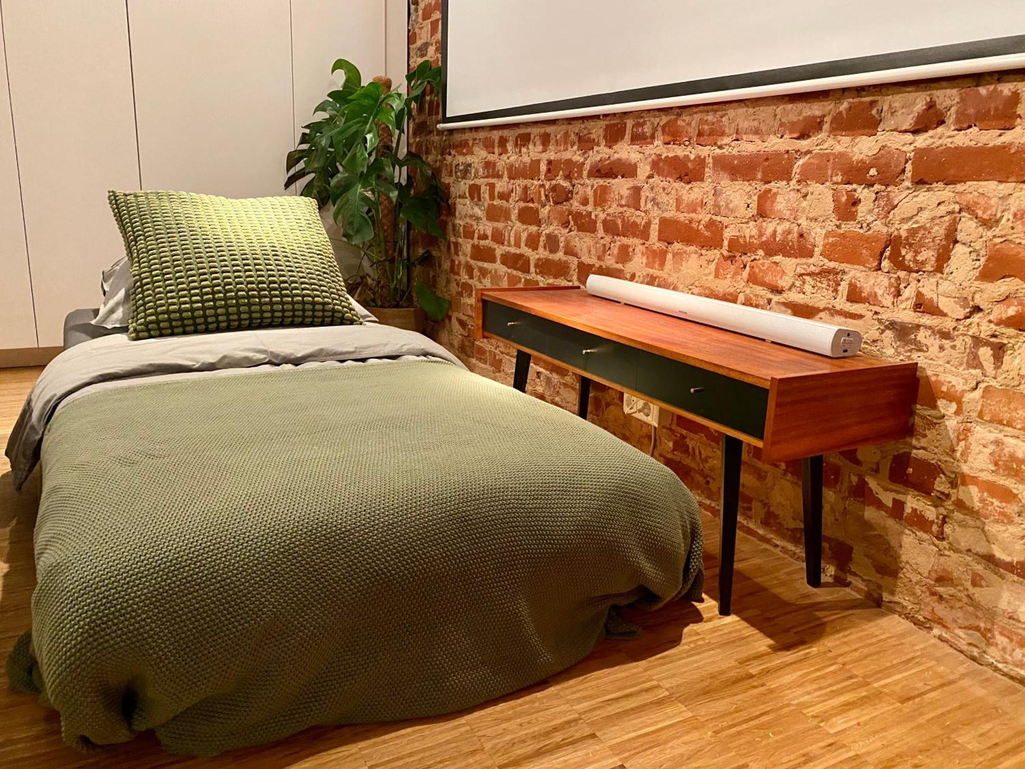 Appartement Stylish With Cinema, 2-min Tram Berlijn